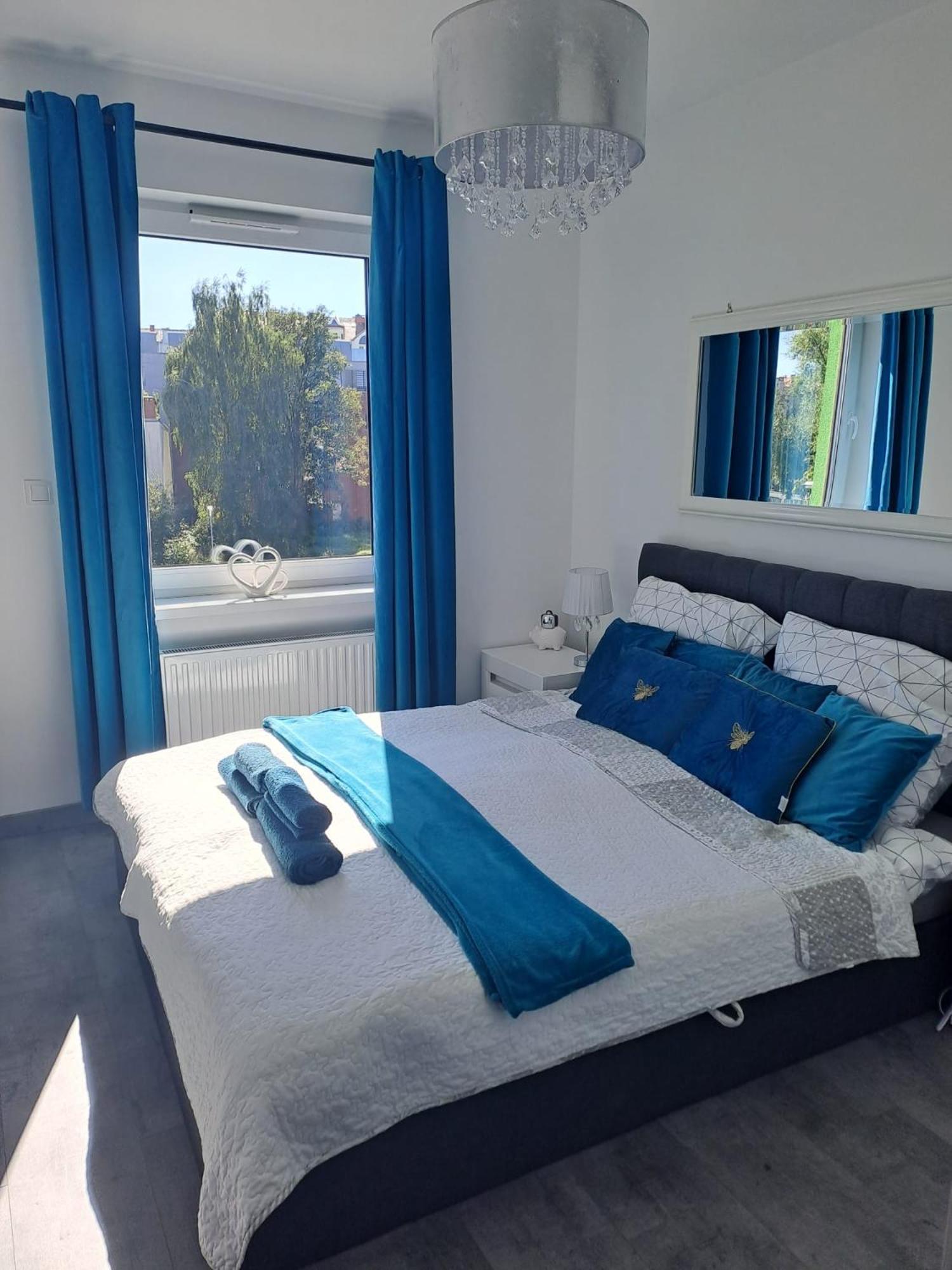 Ferienwohnung Apartament Sloneczny Jelenia Góra Exterior foto